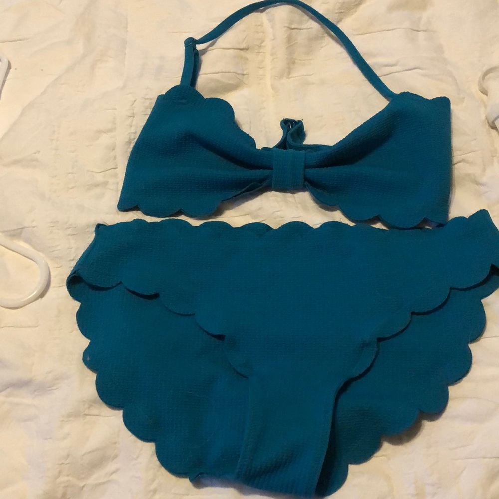 Scalloped edge halter bikini
